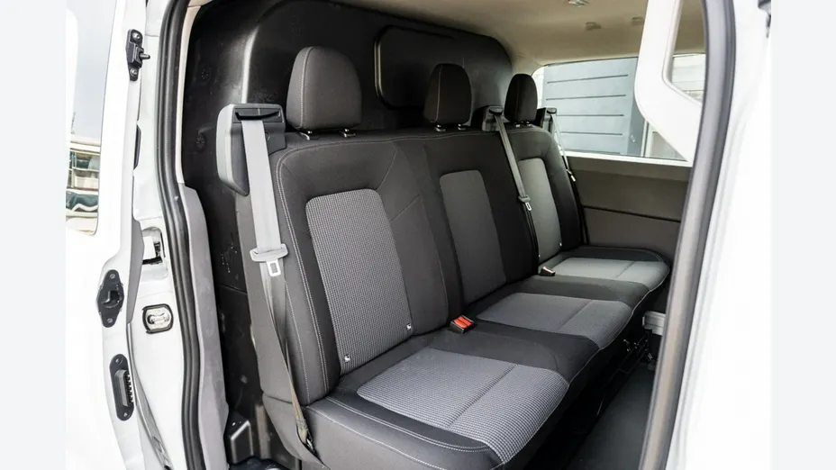 VOLKSWAGEN Transporter -