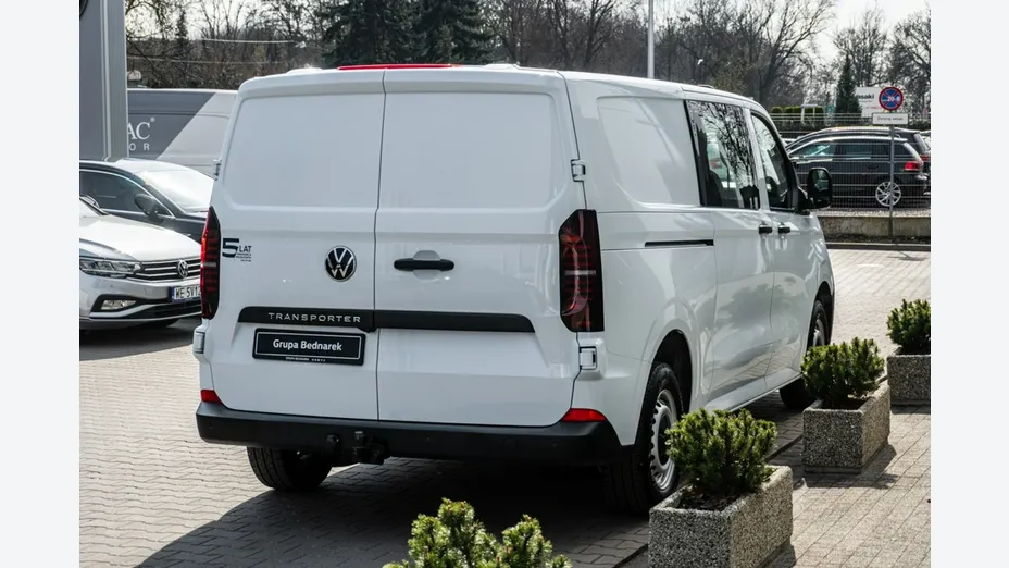 VOLKSWAGEN Transporter -