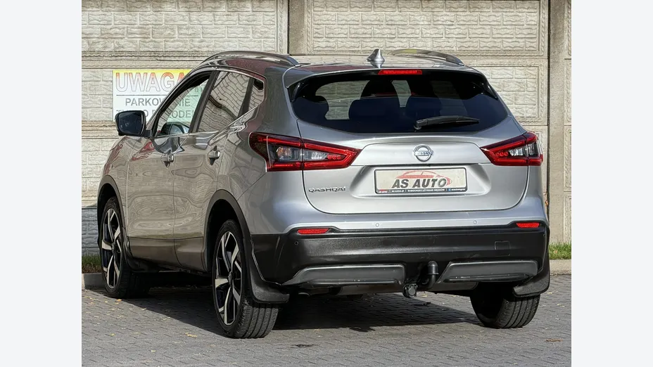 NISSAN Qashqai -