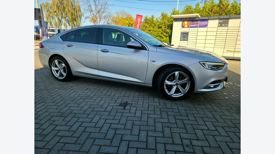 OPEL Insignia -