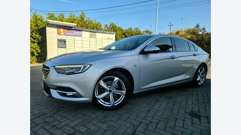OPEL Insignia -