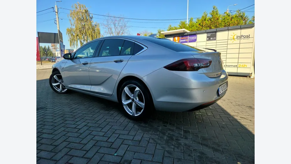 OPEL Insignia -