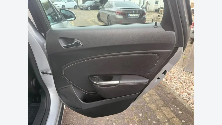 OPEL Astra -