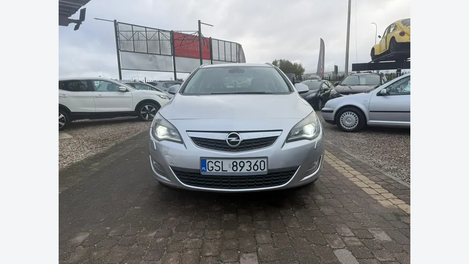 OPEL Astra -