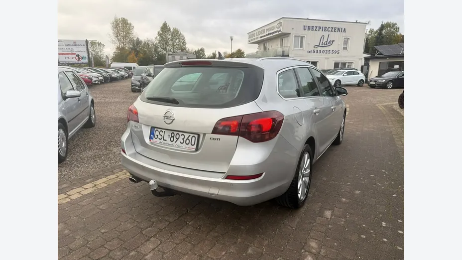 OPEL Astra -