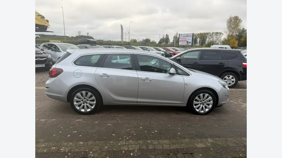 OPEL Astra -
