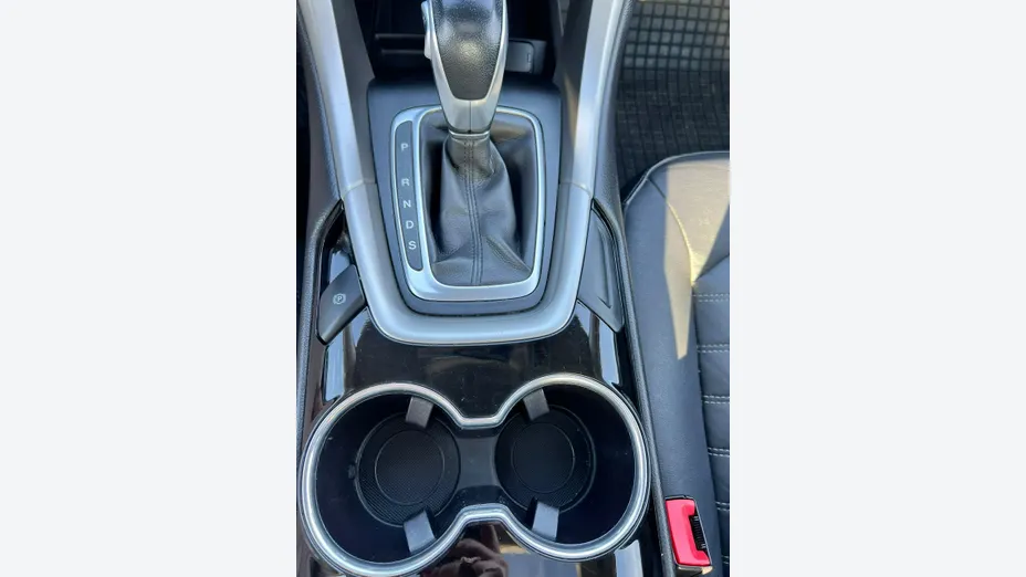 FORD Fusion -