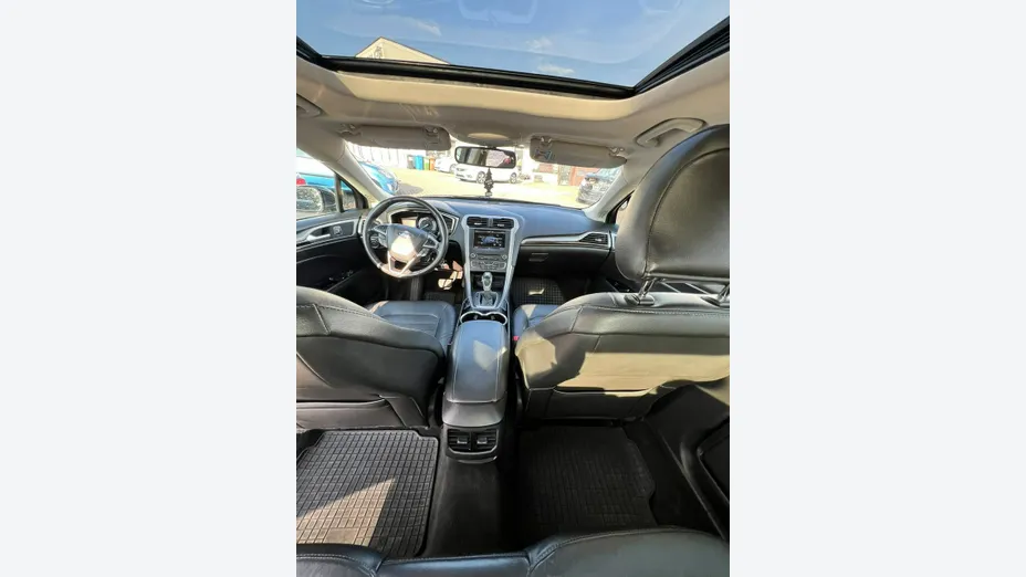 FORD Fusion -