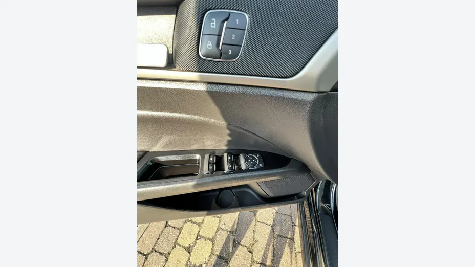FORD Fusion -