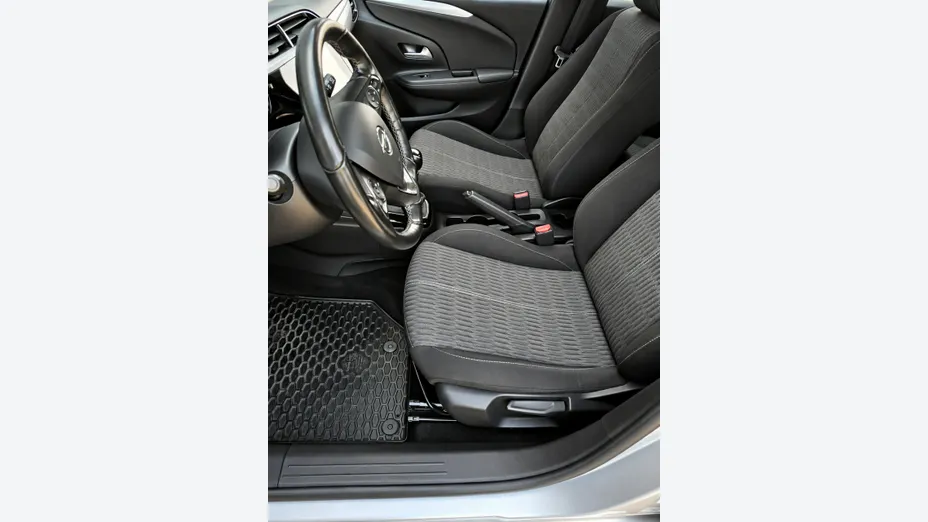 OPEL Corsa -