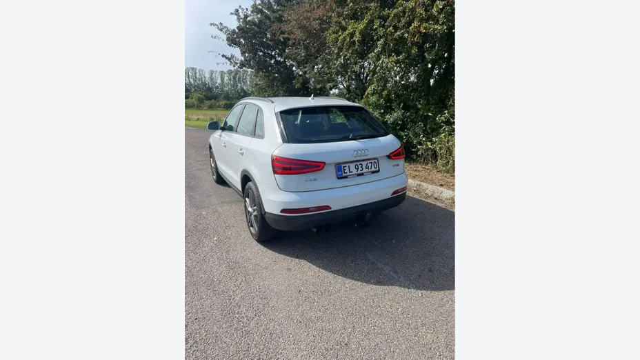 AUDI Q3 -