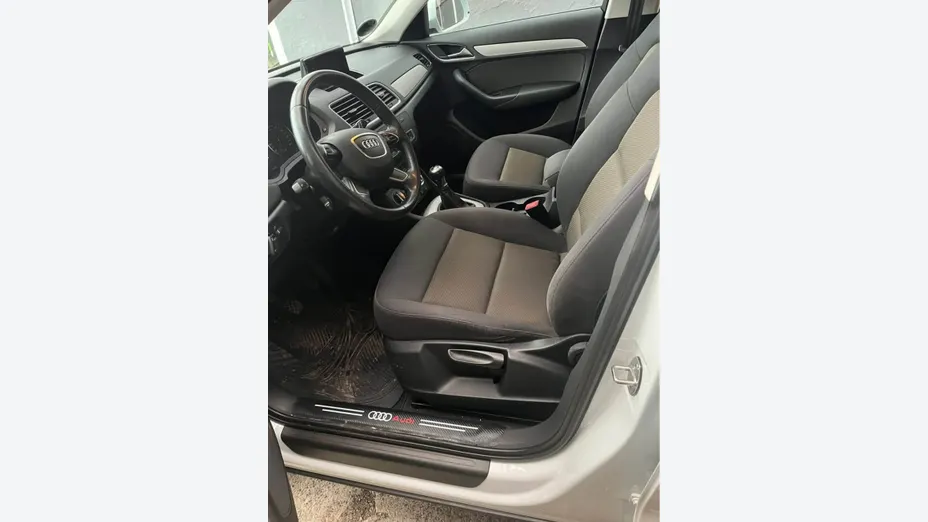 AUDI Q3 -
