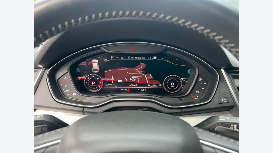 AUDI Q5 -