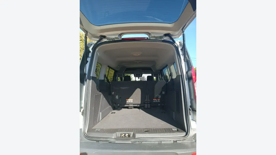 FORD Tourneo Connect -