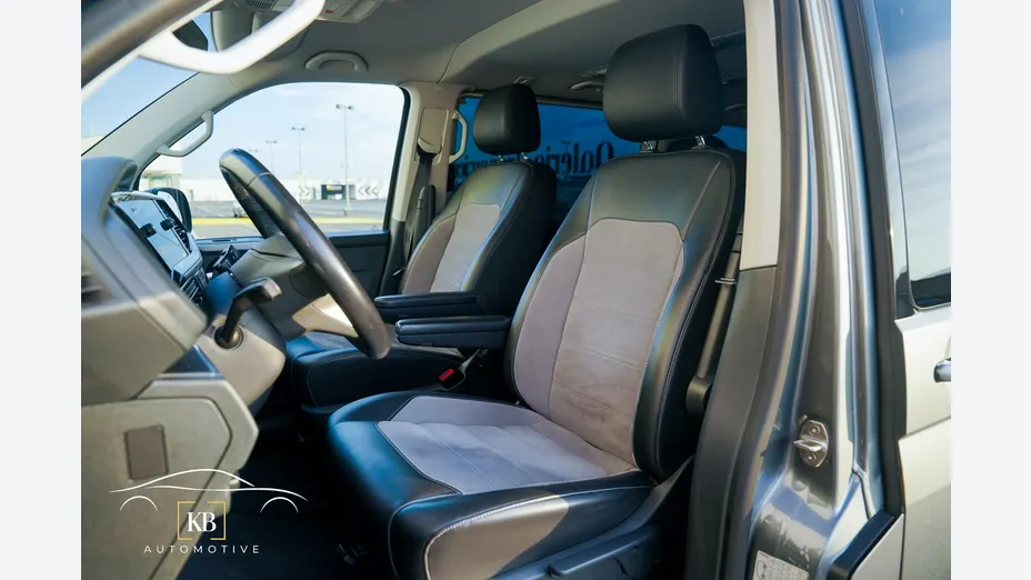 VOLKSWAGEN Multivan -