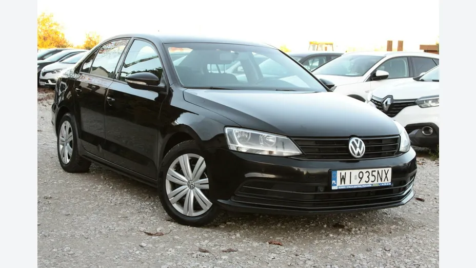 VOLKSWAGEN Jetta -