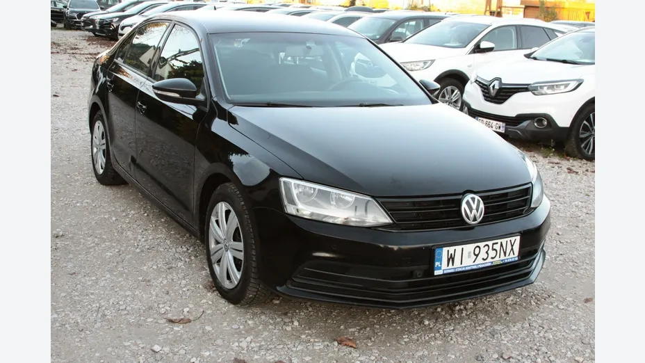 VOLKSWAGEN Jetta -