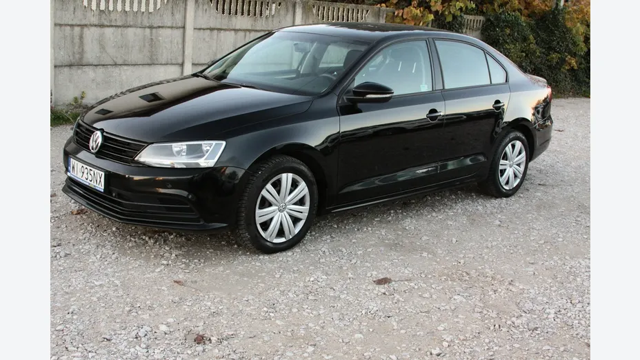 VOLKSWAGEN Jetta -