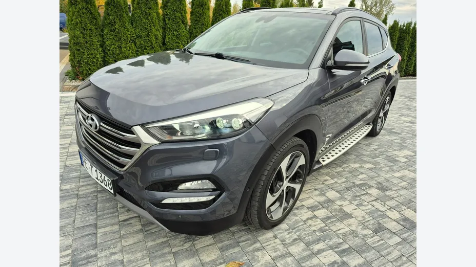 HYUNDAI Tucson -