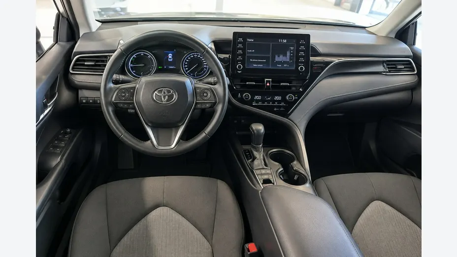TOYOTA Camry -