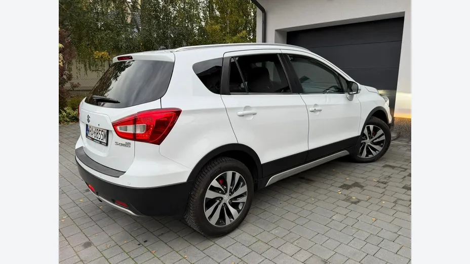 SUZUKI S-Cross -
