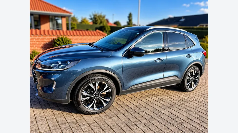 FORD Kuga -