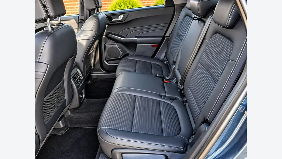 FORD Kuga -