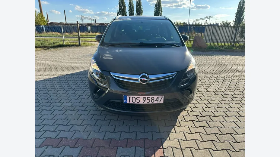 OPEL Zafira -