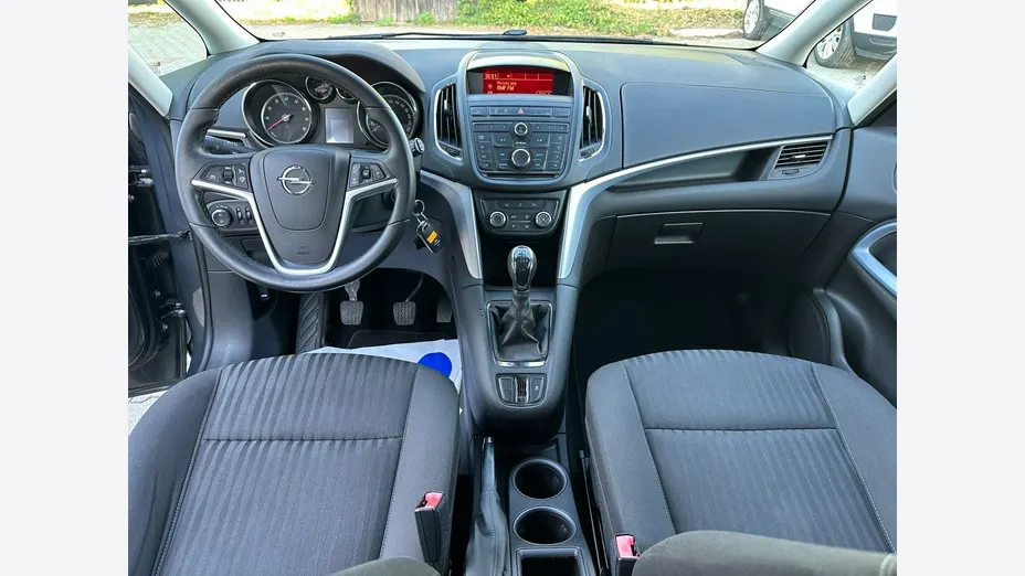 OPEL Zafira -
