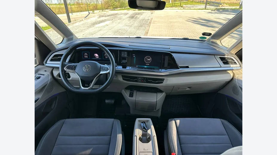 VOLKSWAGEN Multivan -