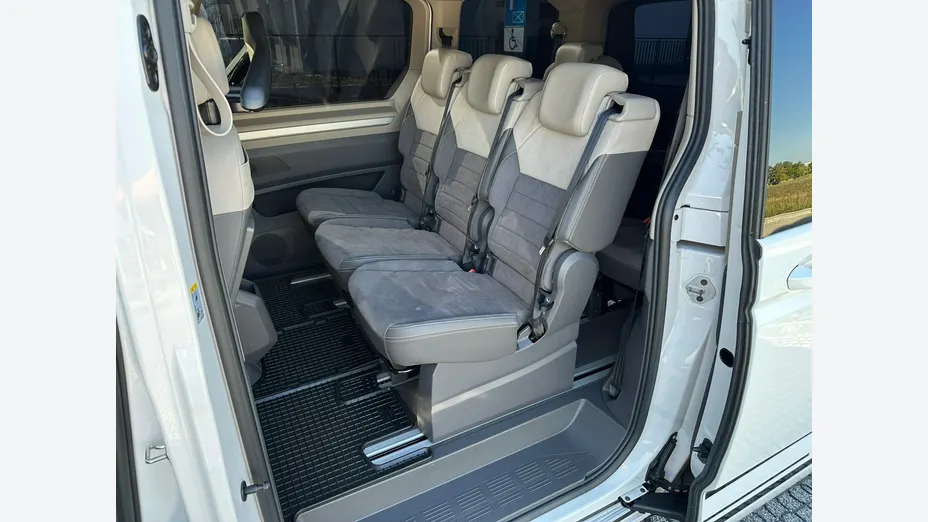 VOLKSWAGEN Multivan -