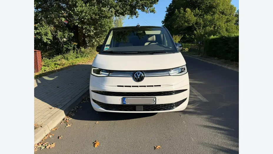 VOLKSWAGEN Multivan -