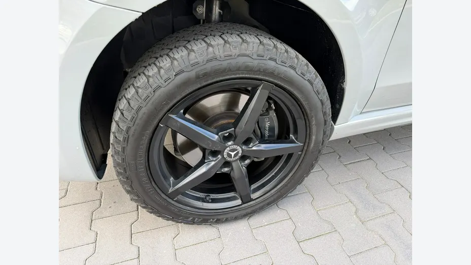 MERCEDES-BENZ V Klasa -