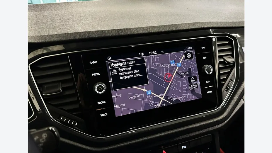 VOLKSWAGEN T-ROC -