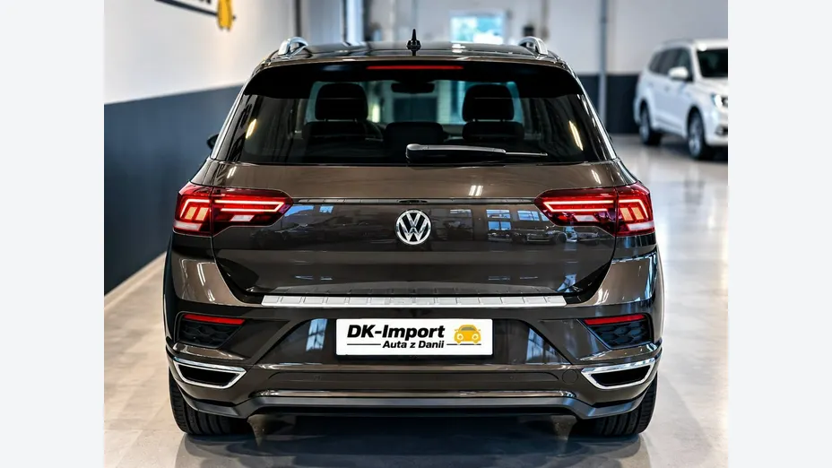 VOLKSWAGEN T-ROC -