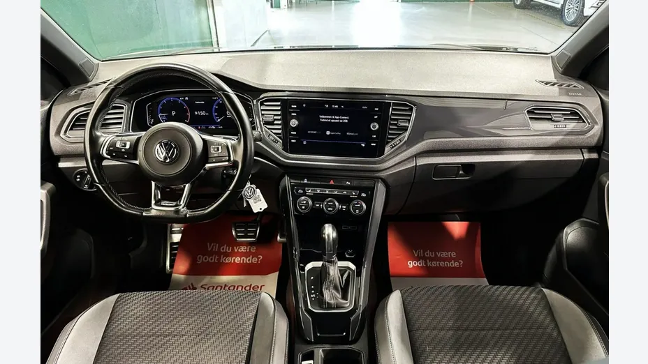 VOLKSWAGEN T-ROC -