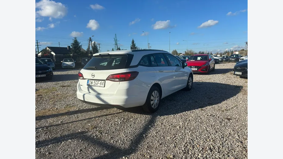 OPEL Astra -