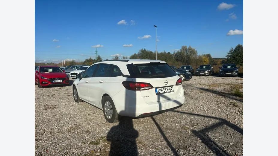 OPEL Astra -