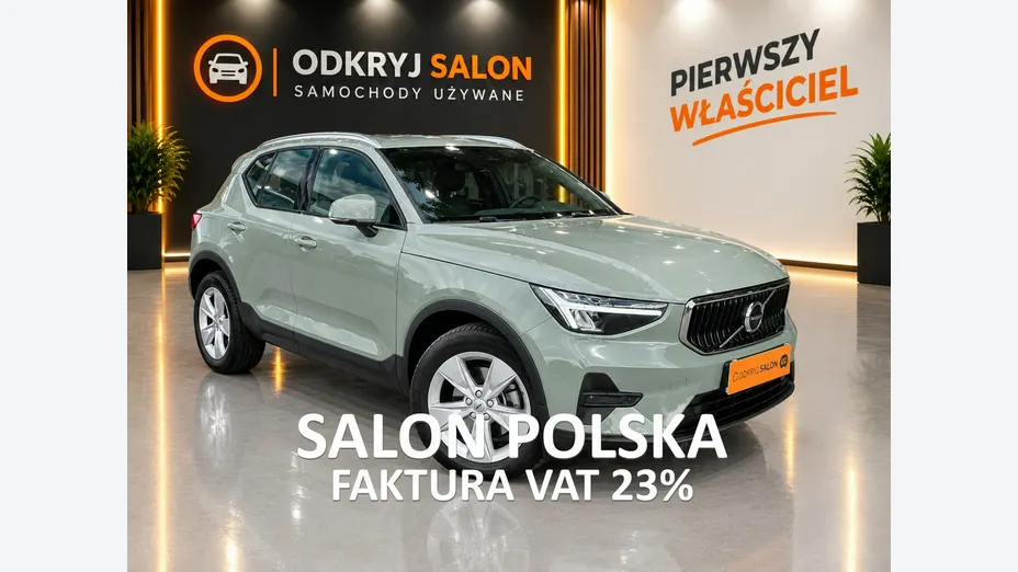 VOLVO XC40 -
