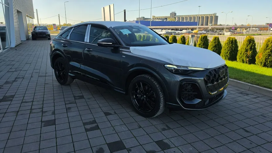 AUDI Q5 Sportback -