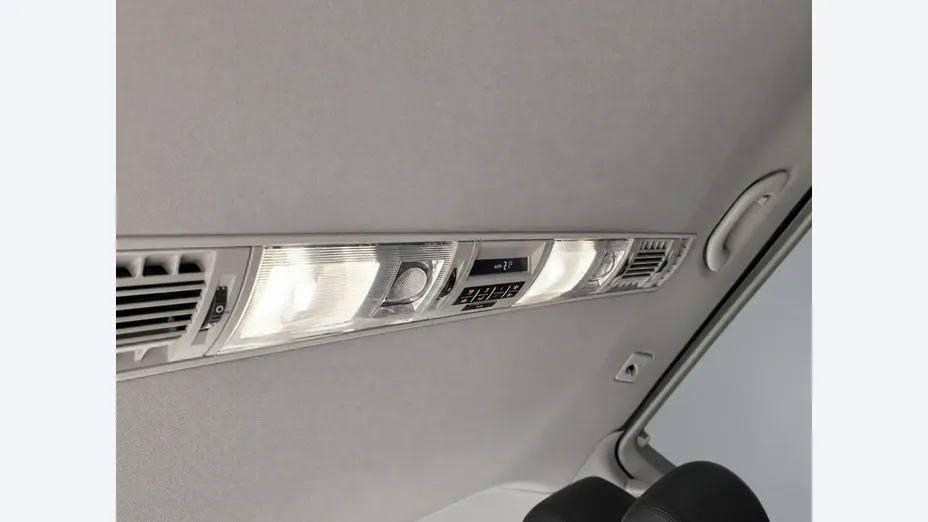 VOLKSWAGEN Multivan -