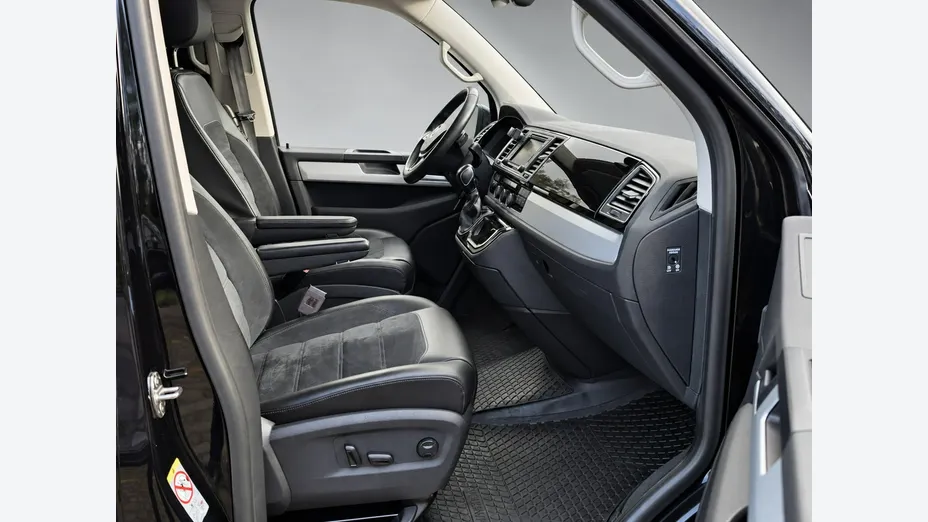 VOLKSWAGEN Multivan -