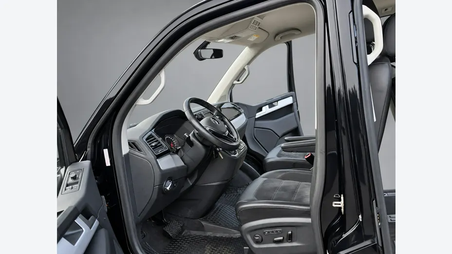 VOLKSWAGEN Multivan -