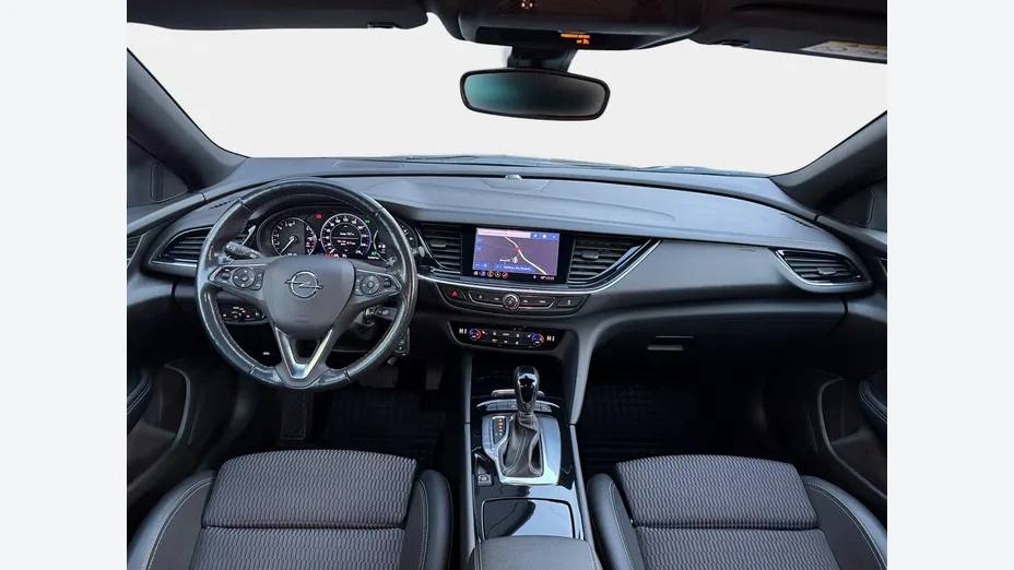 OPEL Insignia -