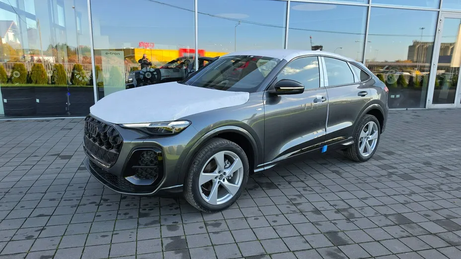 AUDI Q5 Sportback -