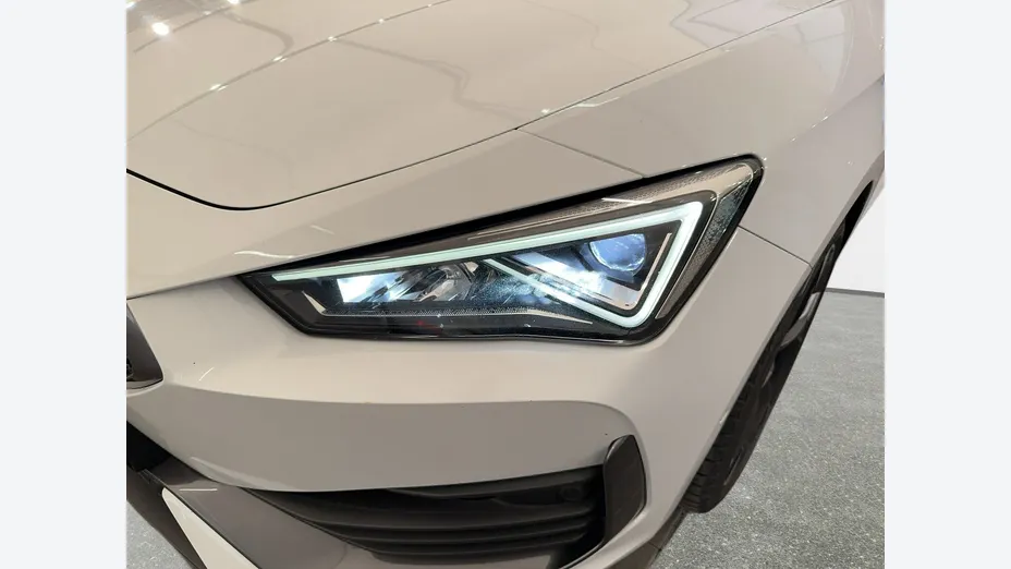 CUPRA Leon Sportstourer -