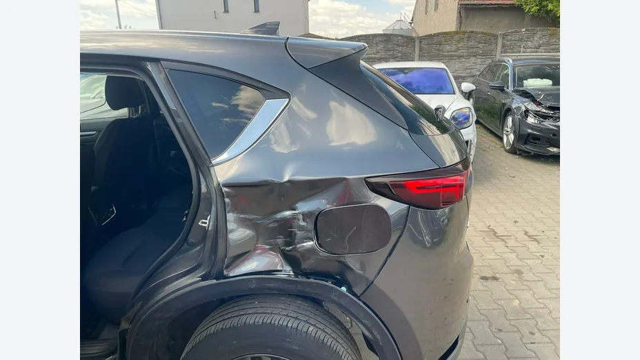 MAZDA CX-5 -