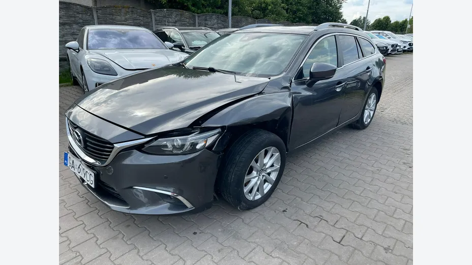 MAZDA 6 -