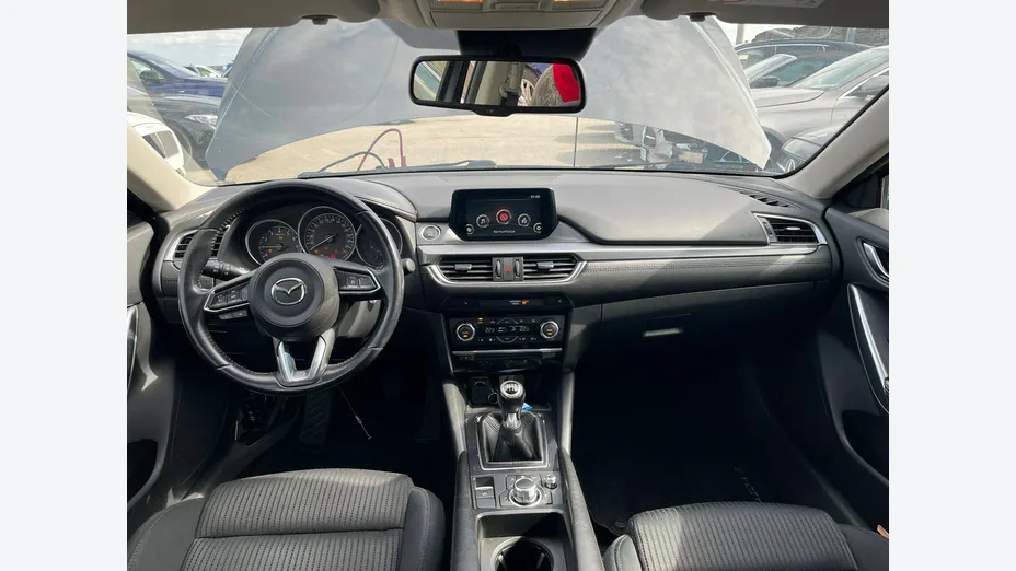 MAZDA 6 -