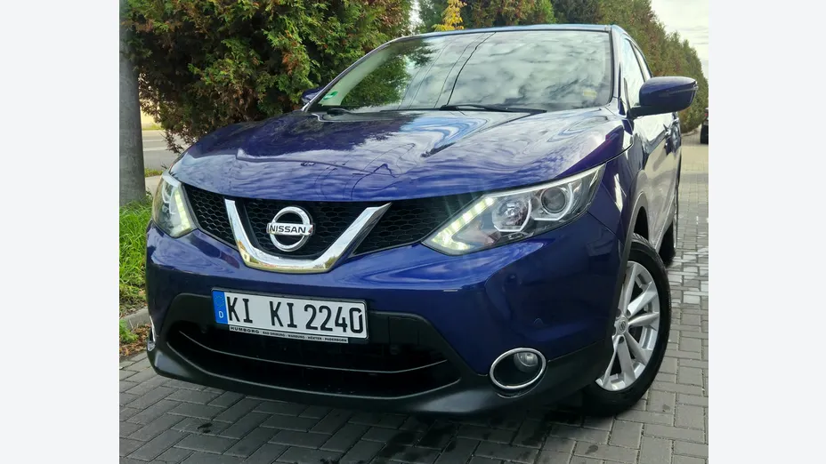 NISSAN Qashqai -